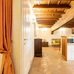 Apartment Duomo Vigna Nuova By Halldis Florence