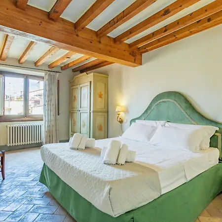 Duomo Vigna Nuova By Halldis *